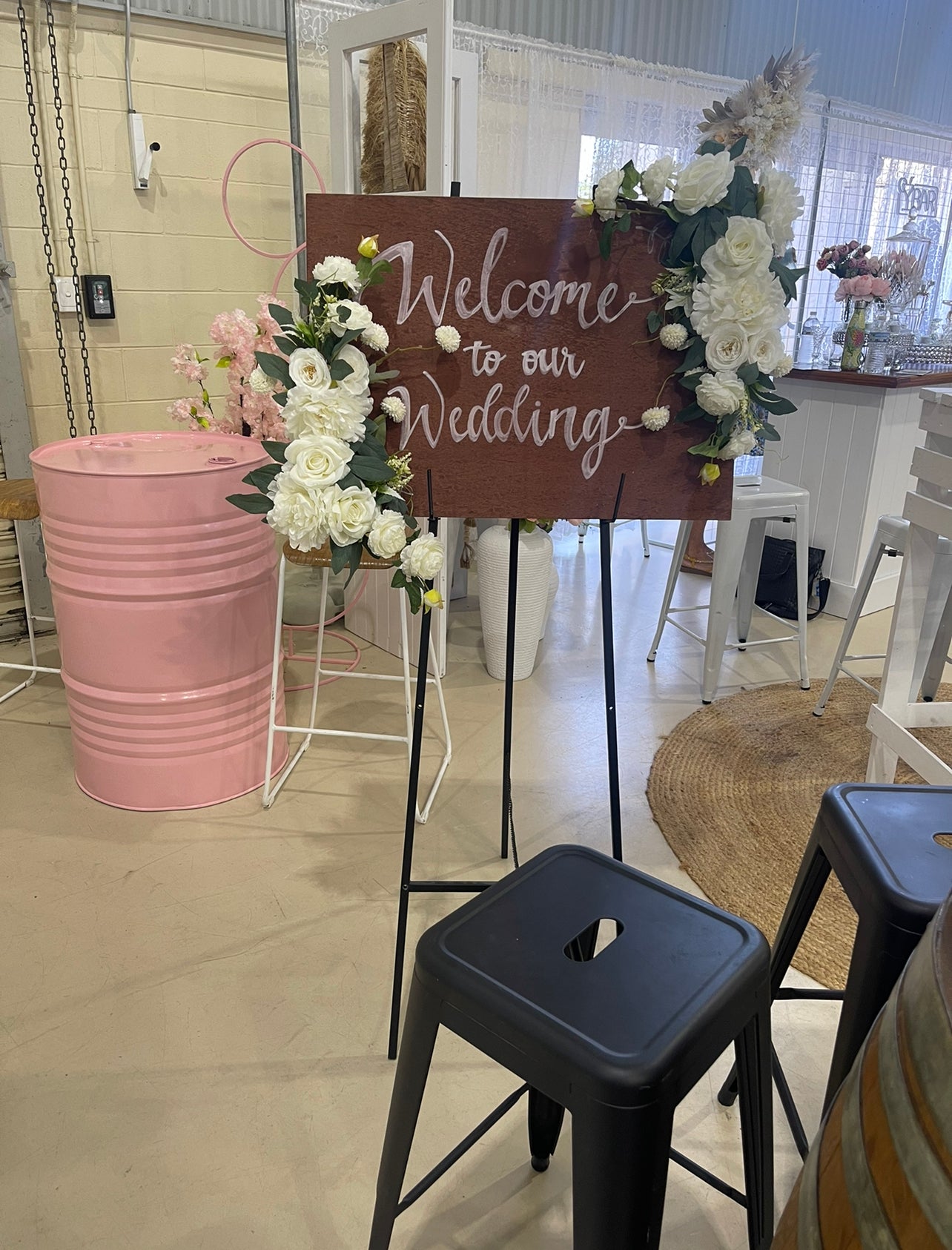 Welcome To Our Wedding Sign, Florals & Easel 4-Piece Package Rockhampton Vintage Hire