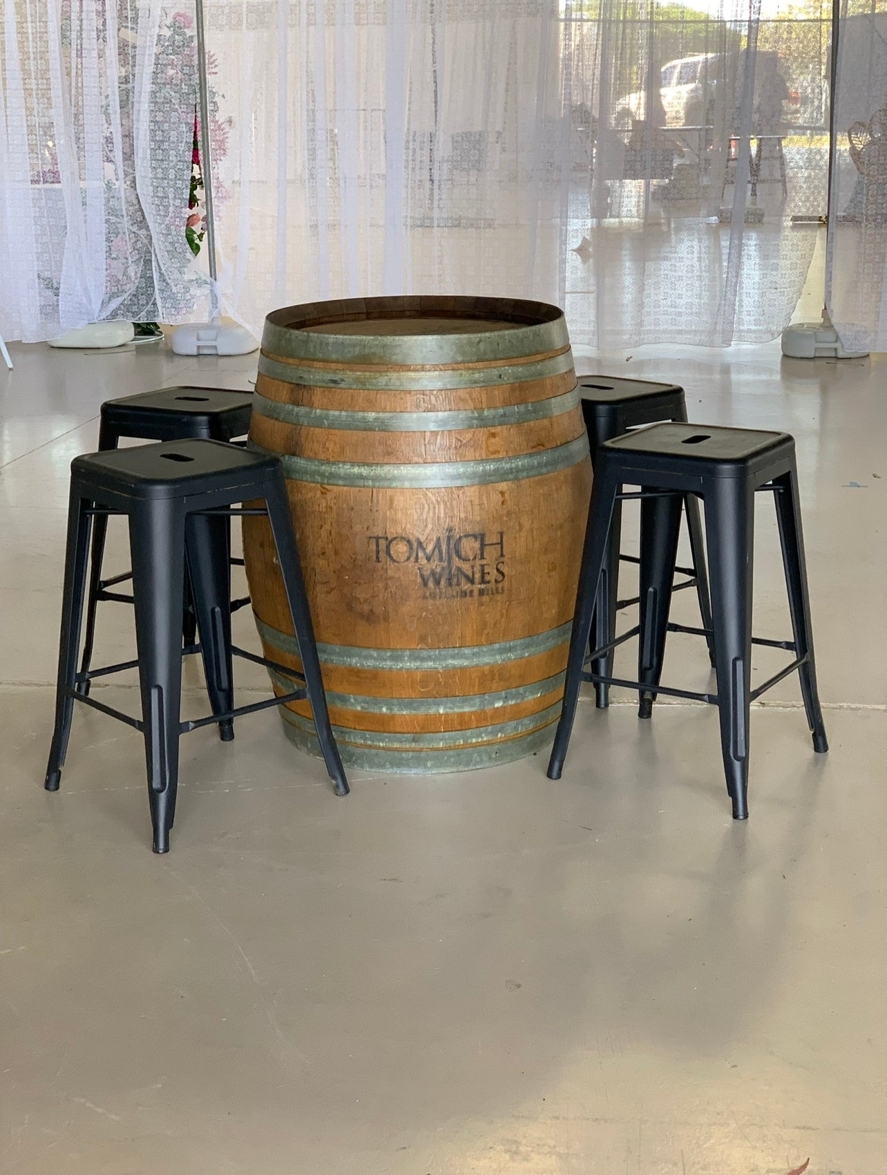 Large Premium Wine Barrel Dry Bar + Stool Package Rockhampton Vintage Hire