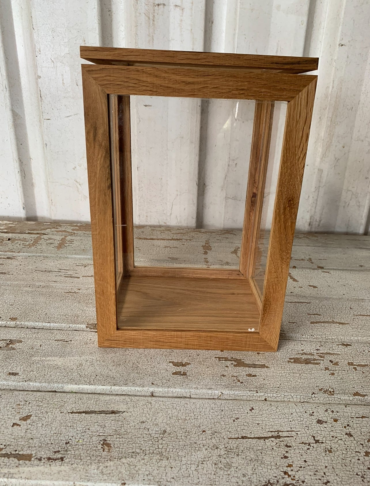 Timber and glass rectangle box wishing well with "cards" signage makes a stunning addition to your gift table. Wedding & Events Rockhampton Vintage Hire