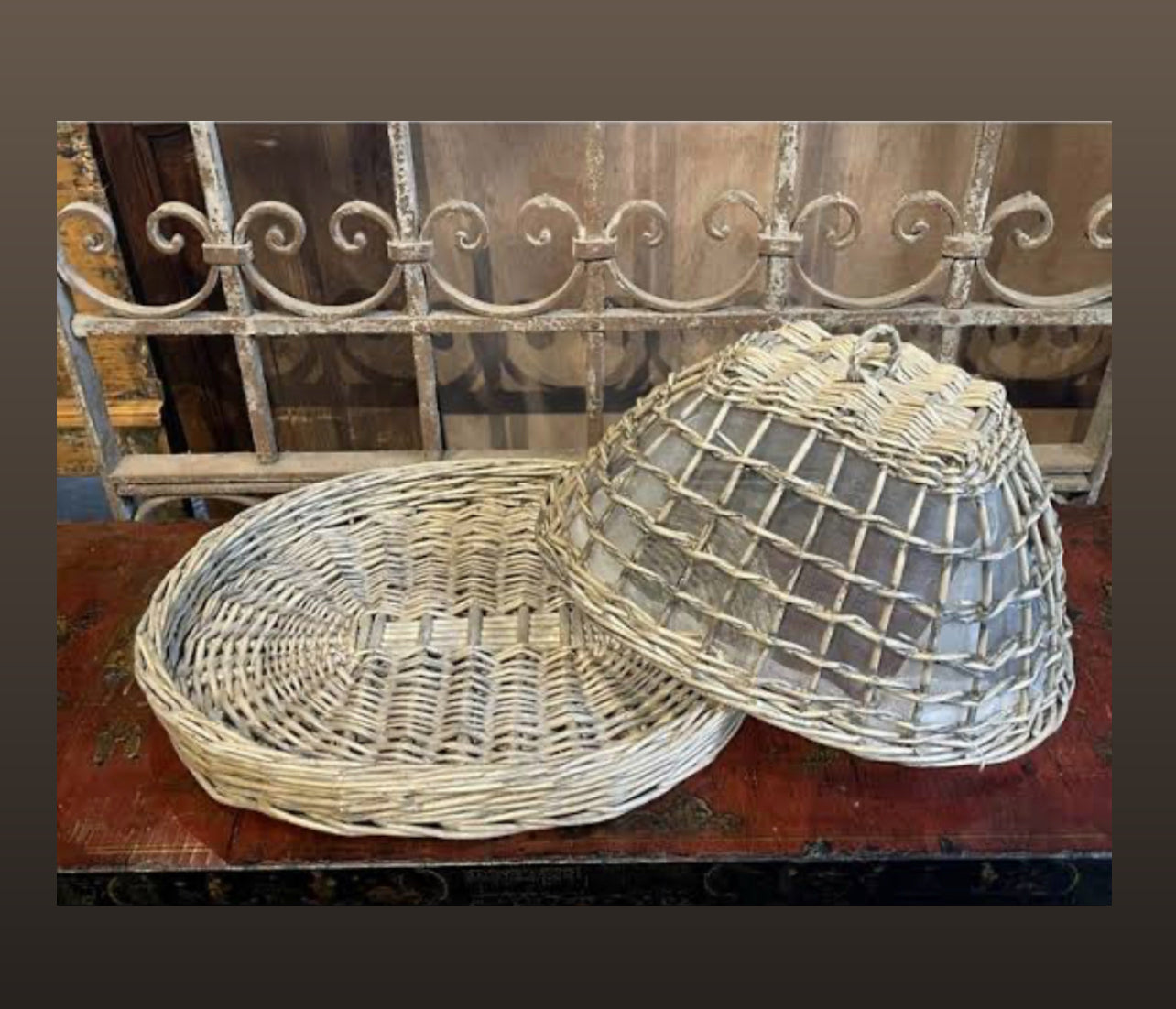 Vintage Look Basket Tray & Food Cover Rockhampton Vintage Hire