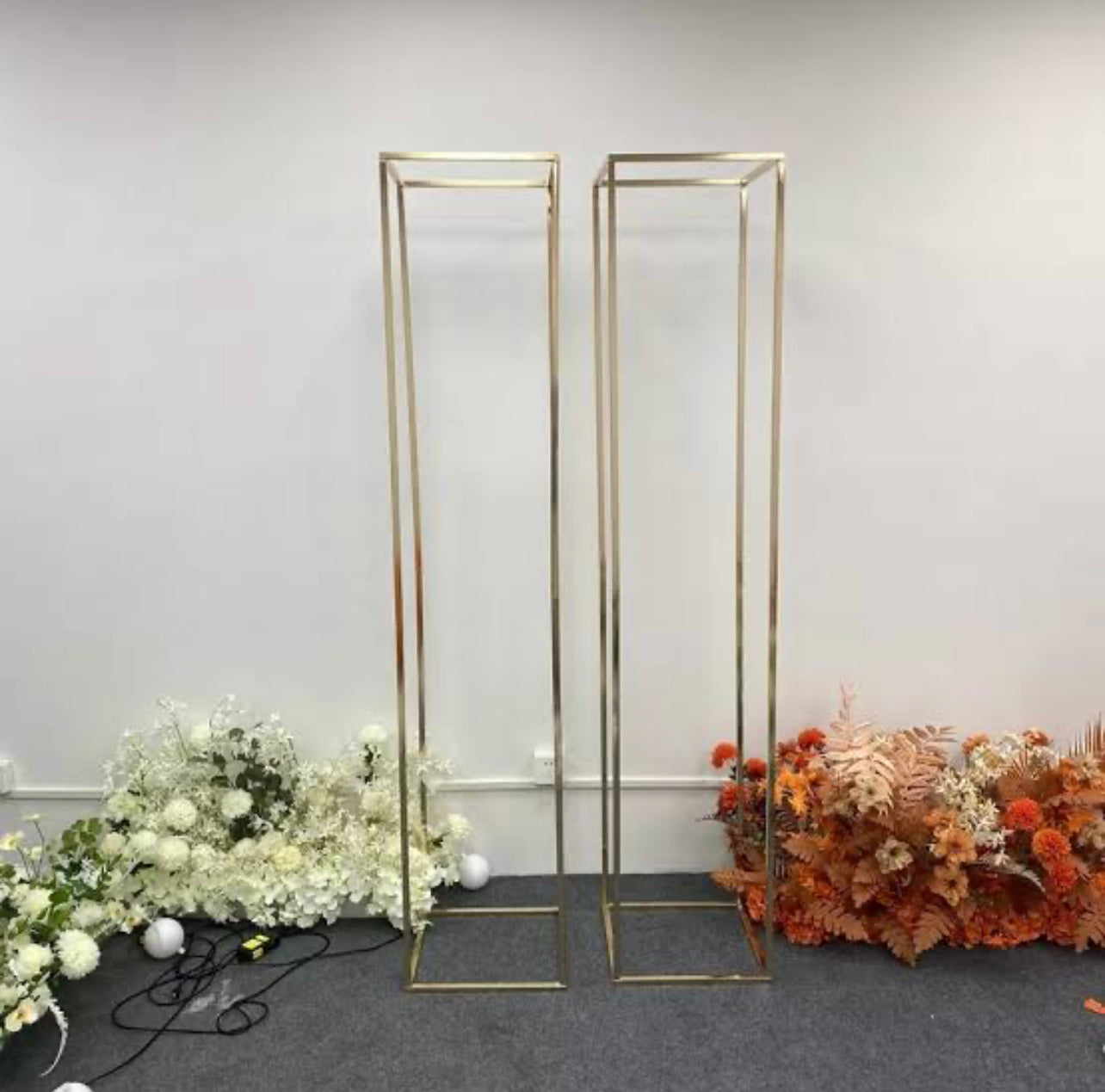 Luxe Rose Gold Flower Tower Stands Arbor Hire Rockhampton 2-Piece Set Rockhampton Vintage Hire