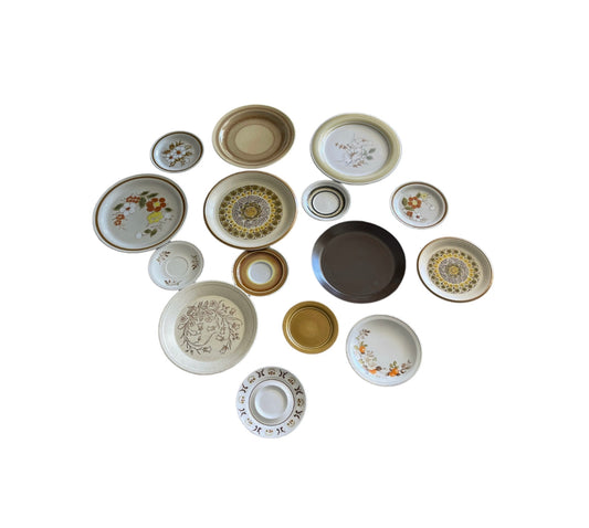 Mid-Century Retro Mixed Plates - Stoneware Rockhampton Vintage Hire