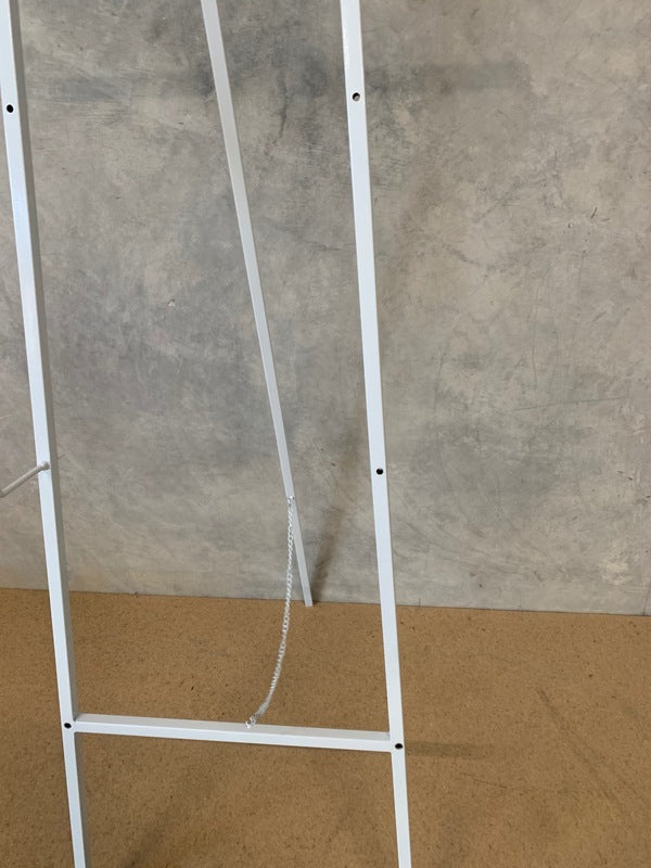 Basic Floor Standing Easel - White Rockhampton Vintage Hire