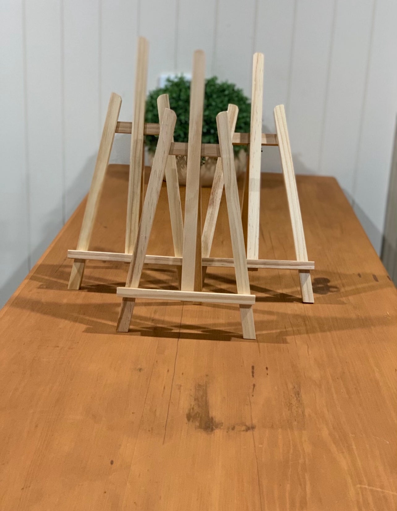 Mini wood easels Rockhampton Vintage Hire