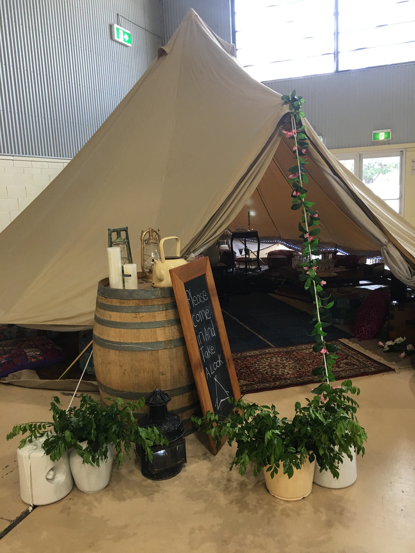 Bell Tent for hire Rockhampton Vintage Hire